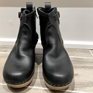 No. 6 classic black leather buckle clog boot. Size 40 (8.5)